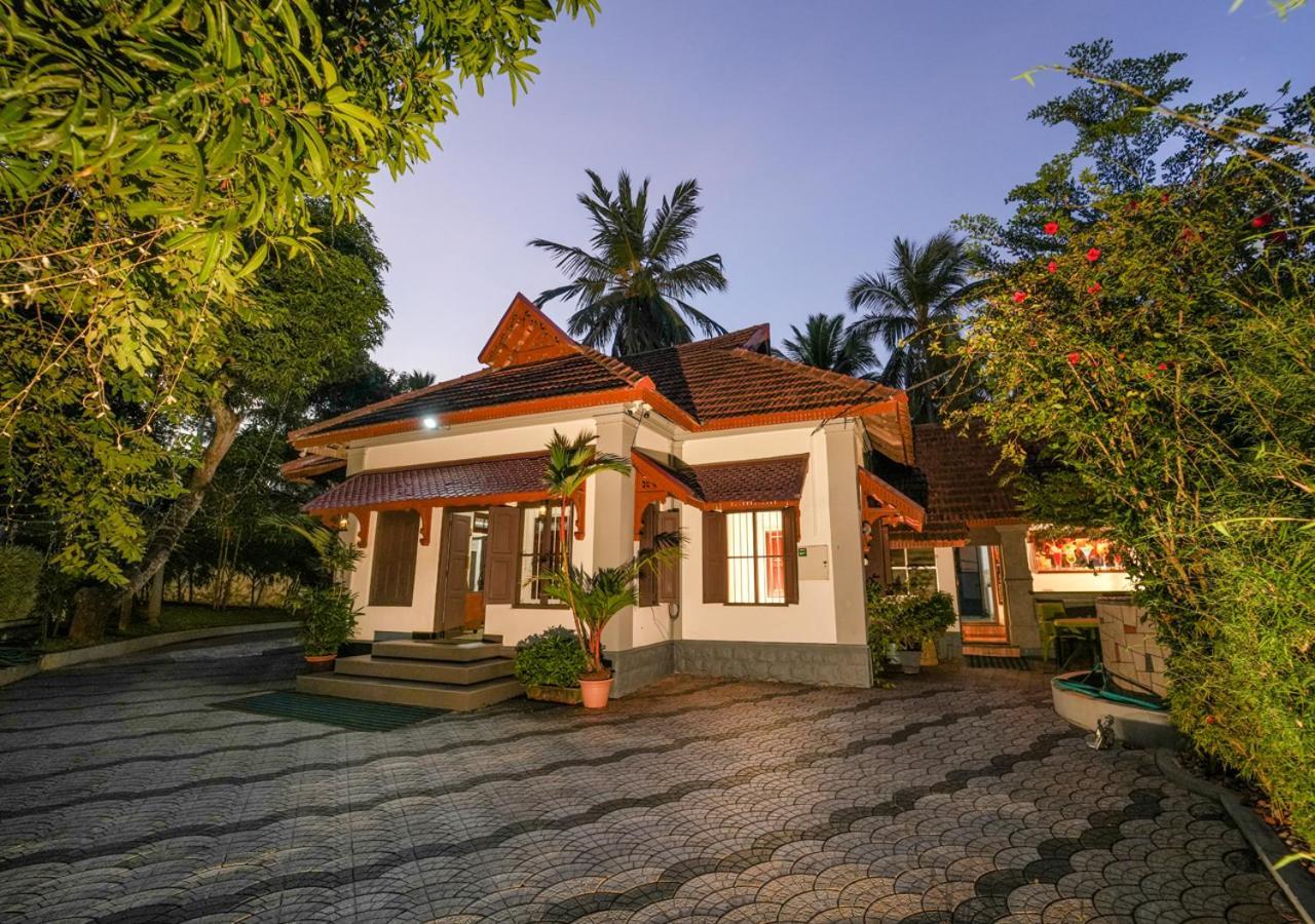 Pop Tavern Kovalam Beach Villa By Voye Homes Exterior foto